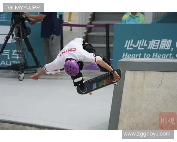 滑板梦想与现实交织：杭州滑板队的蜕变与成长之旅